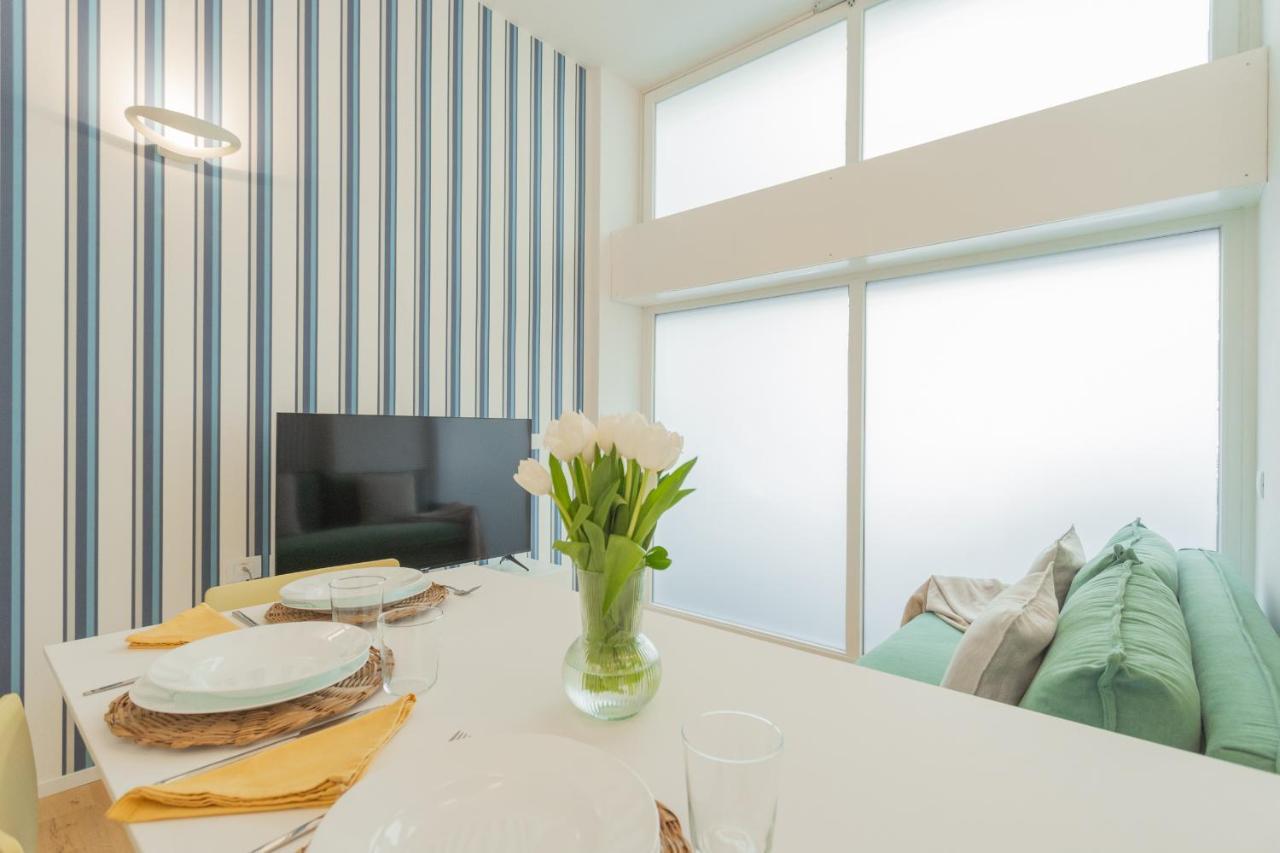 A Step From The Lake Apartment By Rent All Como Exterior photo